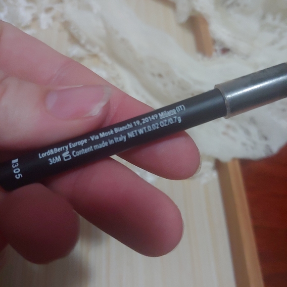 Lord & Berry | Travel Black Eye Pencil #221 Made In Italy Eyeliner .02 oz - Picture 4 of 4